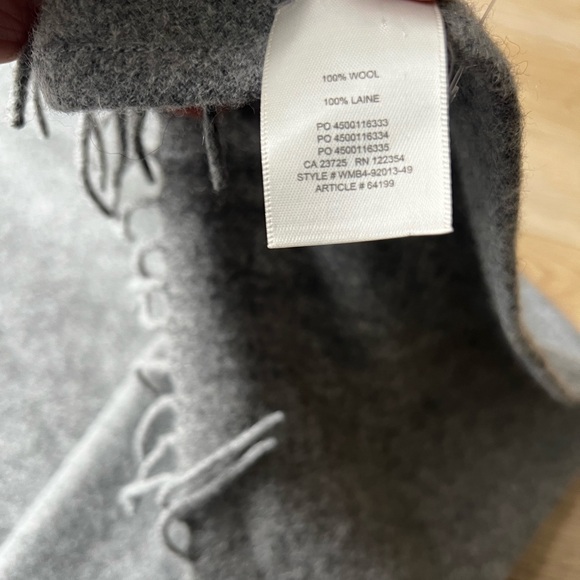 NWOTS Aritzia Wilfred Wool Triangle Scarf - Picture 8 of 13